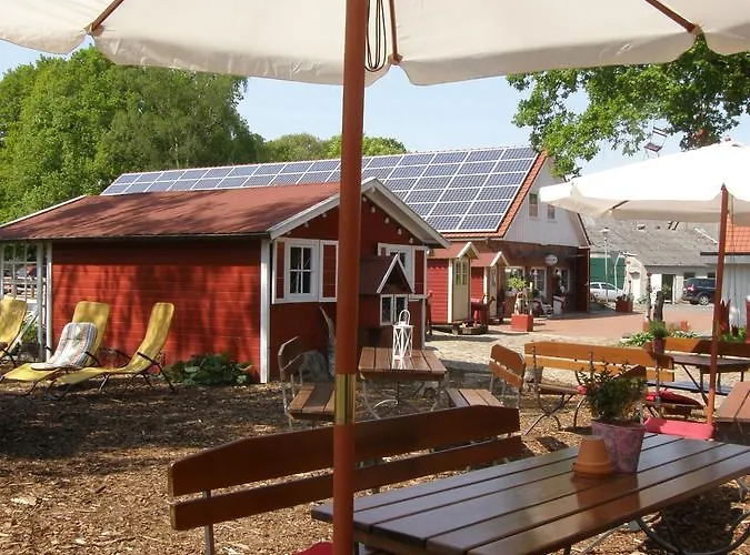 兰德史迪威公寓式酒店 *